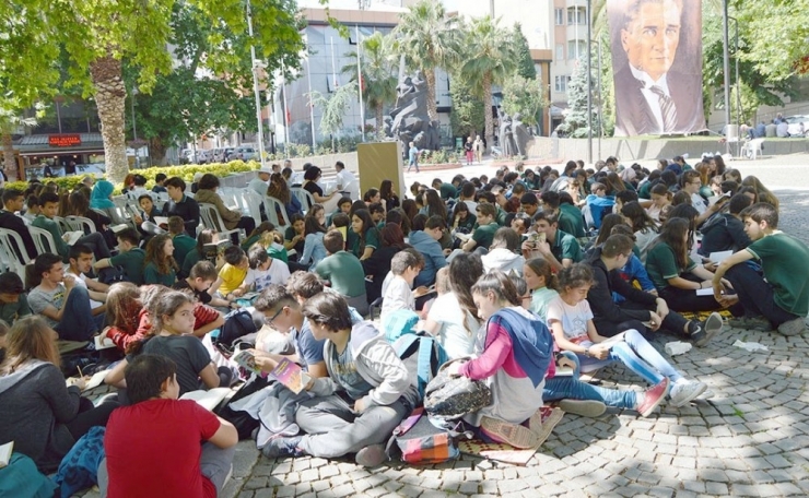 Erdek’te “Kitap Okuma” Etkinliği