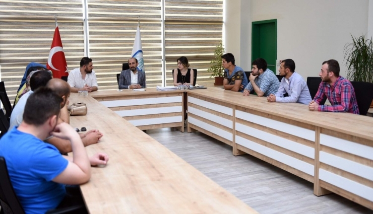 Bursa’da İş Çok, İşçi Yok