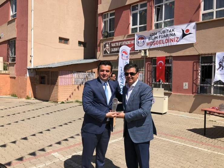 Başkan Yalçın, Tübitak Bilim Fuarına Katıldı