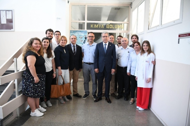 Egeli Bilim İnsanlarından Nefes Yoluyla Akciğer Kanser Teşhisi