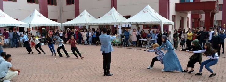 Oğuzeli Meslek Yüksekokulunda Bahar Şenliği