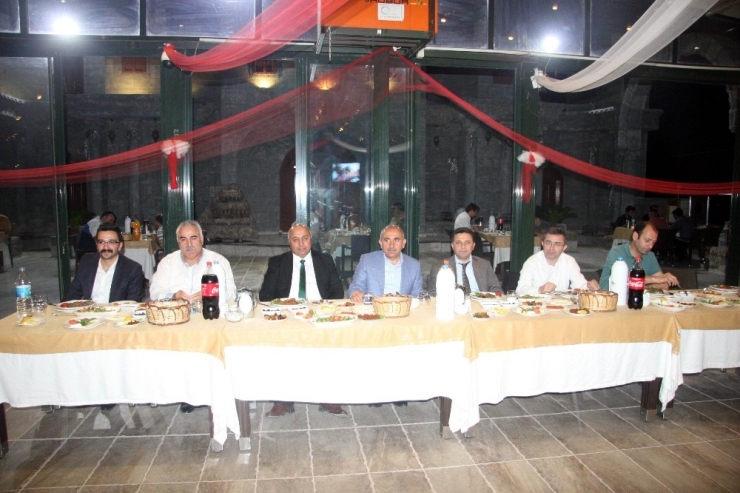 Orman İşletme Müdürü Karadağ’a Veda Yemeği