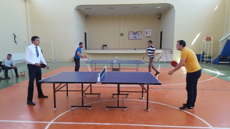 Pazarlar’da Masa Tenisi Turnuvası