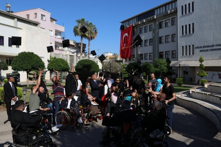 Engelliler Toros Üniversitesi’nde Kep Attı