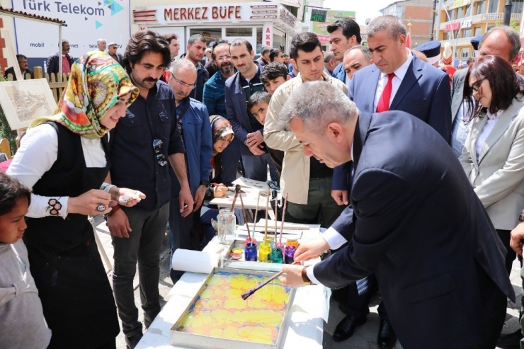 Ağrı’da Sportif Amaçlı Kurulan Standlar Yoğun İlgi Gördü