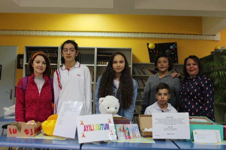 Genç Zihinler Oyunlarla Öğretiyor