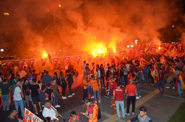 Tekirdağ’da Galatasaray’ın Şampiyonluk Coşkusu