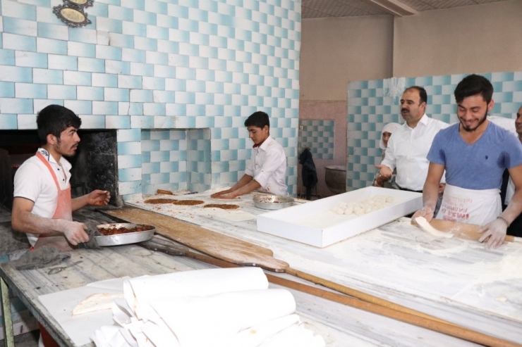 Çiftçi Bozovalılarla Buluştu