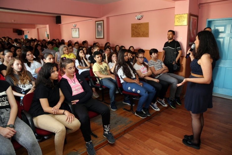 “Sınav Kaygısıyla Baş Etmek Mümkün”