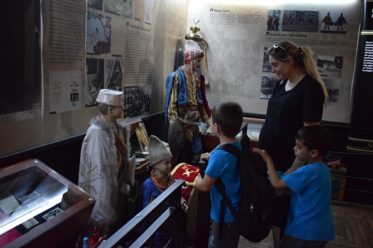 Öğrenciler Bursa’nın Geçmişini Yakından İnceledi