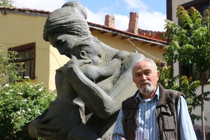 Sivrihisar’a Yüzlerce Sanat Eseri Kazandırdı