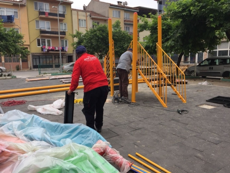 Gemlik’te Çocuklar Mutlu Anneler Huzurlu