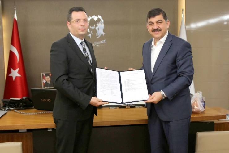 Çocuklar Möp İle Tanışıyor