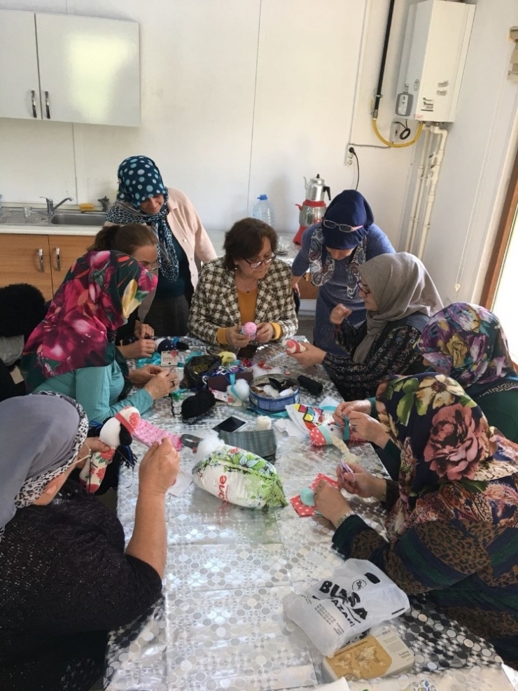 Kar-mek Eğitim Merkezlerinde Çalışmalar Sürüyor