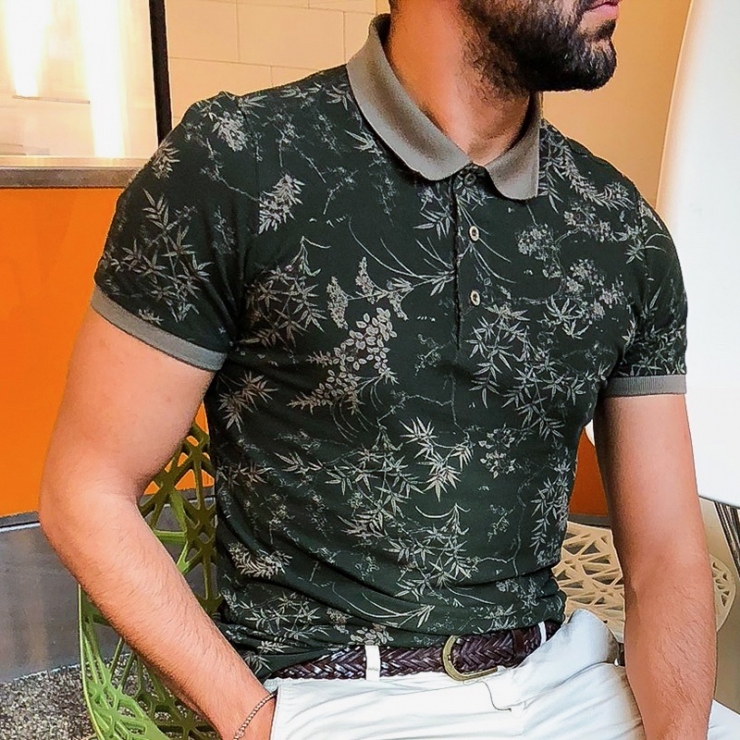 Erkek Modasında Tropikal Ve Dikey Çizgiler Öne Çıkıyor