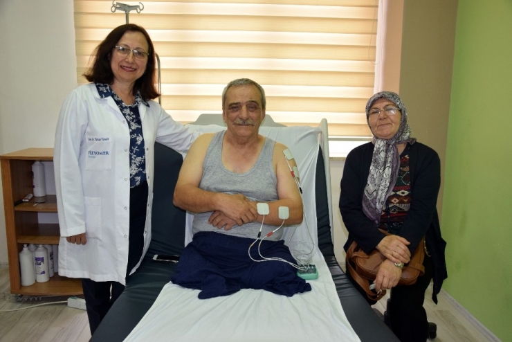 Fizik Tedavi Sonrasında Hayata ’Kollarıyla’ Yeniden Tutundu