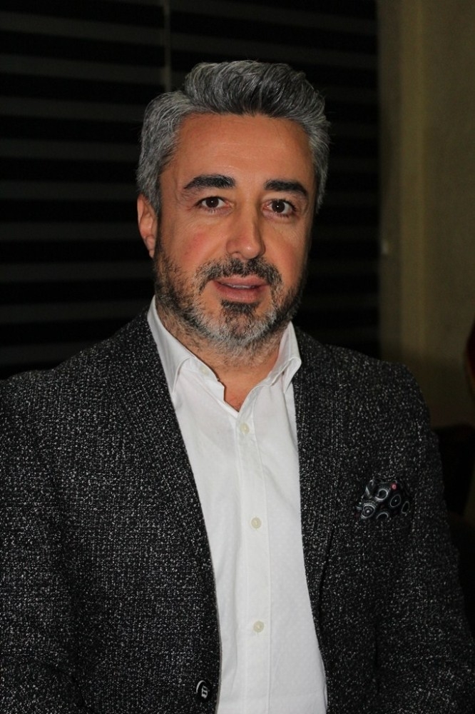 Müteahhitlerden ‘Demir’ Uyarısı