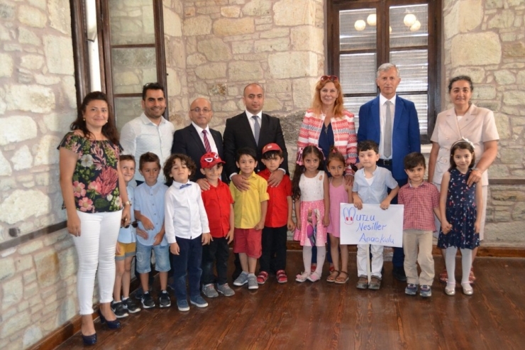 “Foça’yı Seviyorum Kültürel Mirasıma Sahip Çıkıyorum “Sergisi