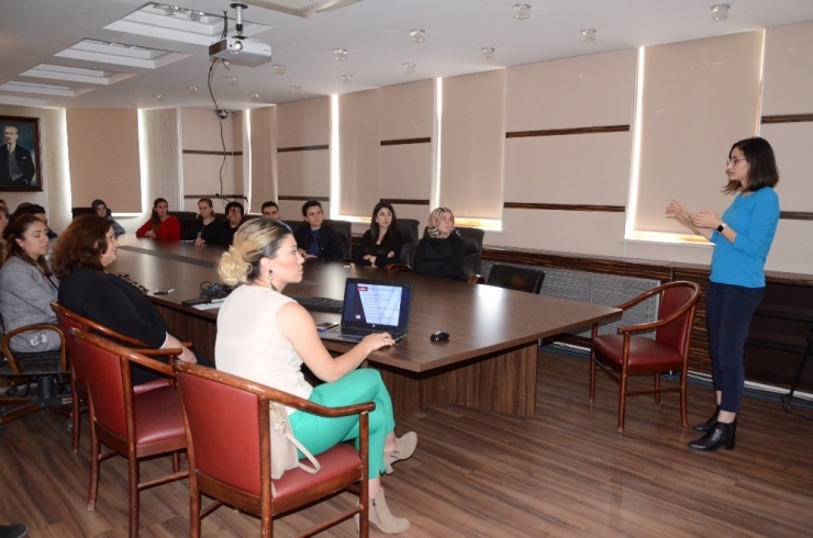 Kartepe Belediyesi’nden Personeline Göz Sağlığı Semineri