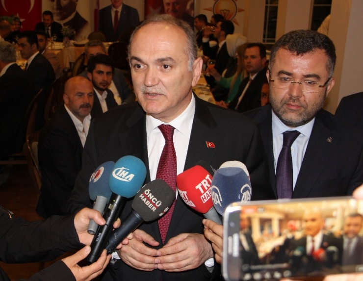 Bakan Özlü: “Muharrem Bey Dersine İyi Çalışmıyor”