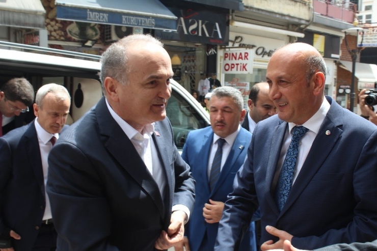 Bakan Özlü’den İnce’ye Yerli Otomobil Yanıtı