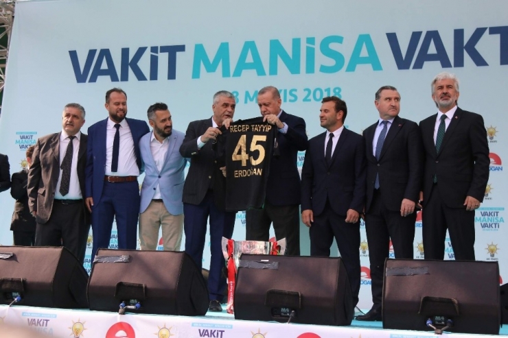 Cumhurbaşkanı Erdoğan: “Ey George, Ey Hans; Bizi Yıkamayacaksınız”