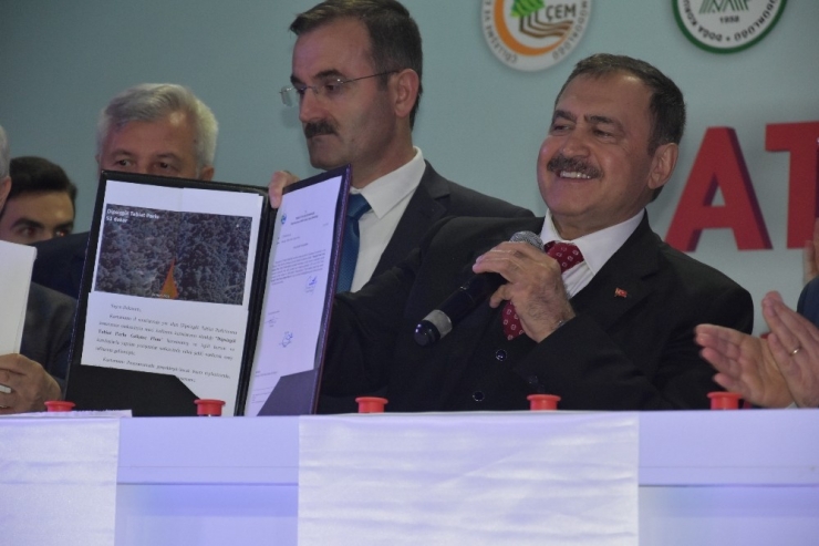 Bakan Eroğlu’ndan Geçici Hayvan Bakımevi İçin Destek Sözü