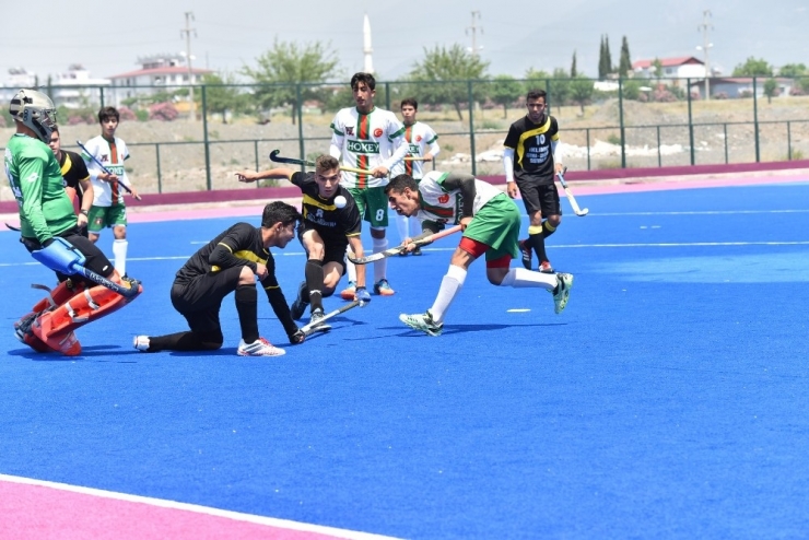 Okul Sporları Hokey Gençler Türkiye Birinciliği Tamamlandı