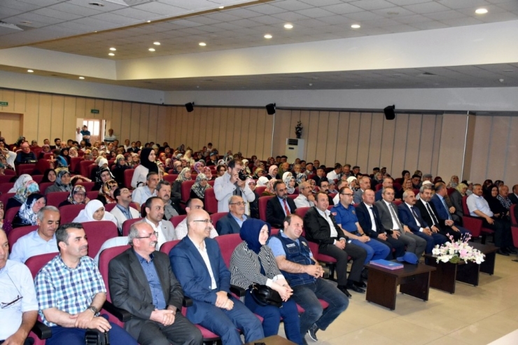 88 Yaşında Okuma-yazma Öğrendi