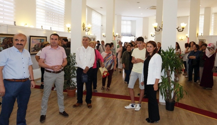 Kat-ı Kursiyerlerinin Eserleri Görücüye Çıktı