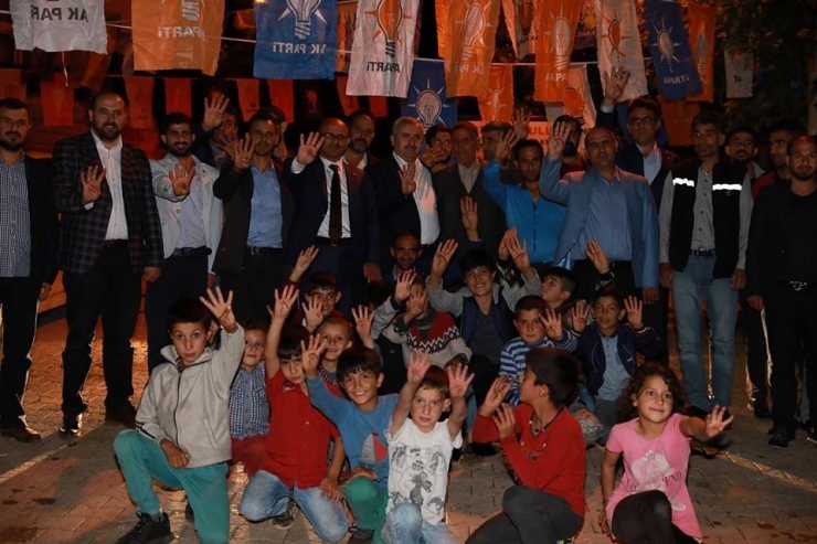 Başkan Baran, Yukarı Hereke’de Vatandaşlarla Bir Araya Geldi