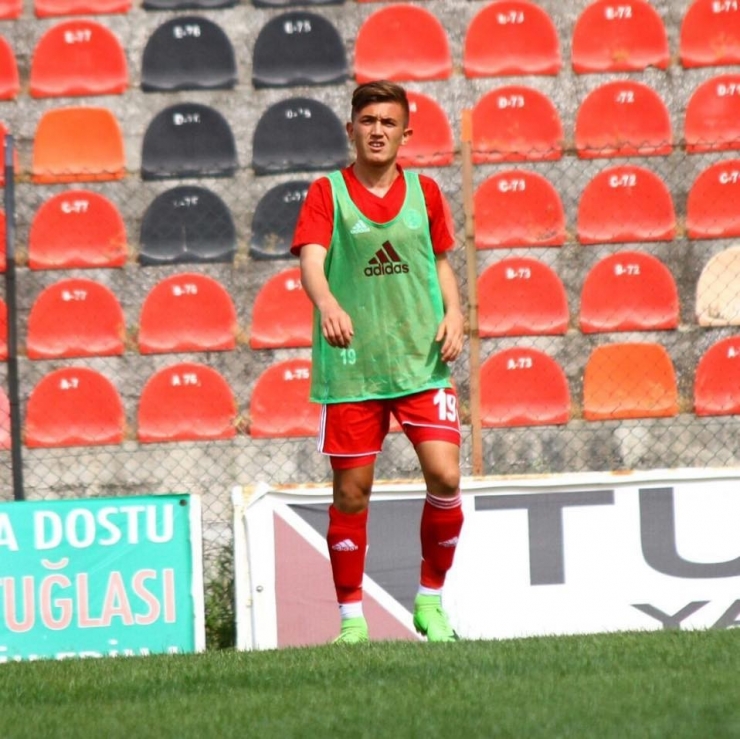 Trabzonspor, Turgutluspor’un Genç Yıldızına Talip Oldu