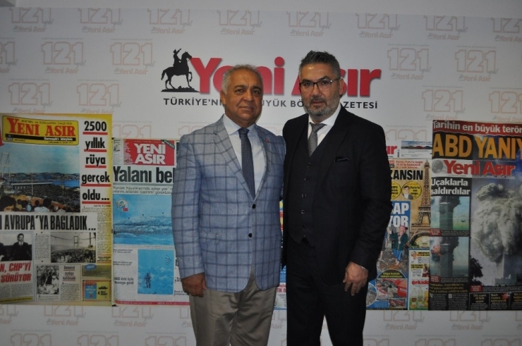 Doğan: “Kentler Sloganlarla Gelişseydi, İzmir Dünya Birincisi Olurdu”