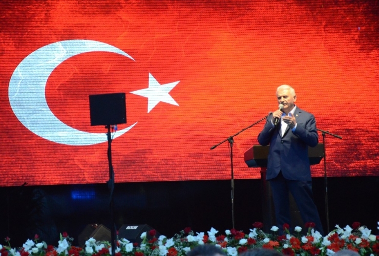 Başbakan Yıldırım: “Chp Adayı Boyundan Büyük Konuşuyor”
