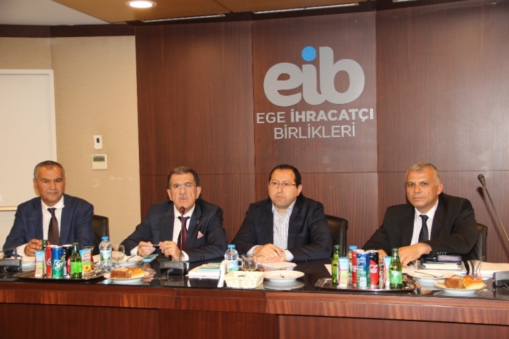 İhracatçıdan, “Tmo, Fındık Ve Çekirdeksiz Kuru Üzümde Olduğu Gibi Kuru Kayısıda Da Rol Oynamalı” Talebi