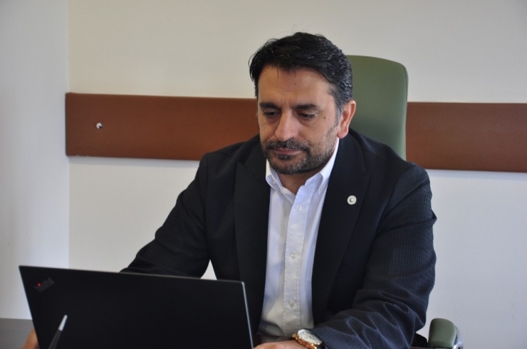 Haftada 5 Bin Bağımlı Sigaradan Kurtulmak İçin İlk Adımı Atıyor