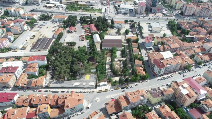 Uşak’a 20 Bin Metrekare Alanda Yeni Bir Park Müjdesi