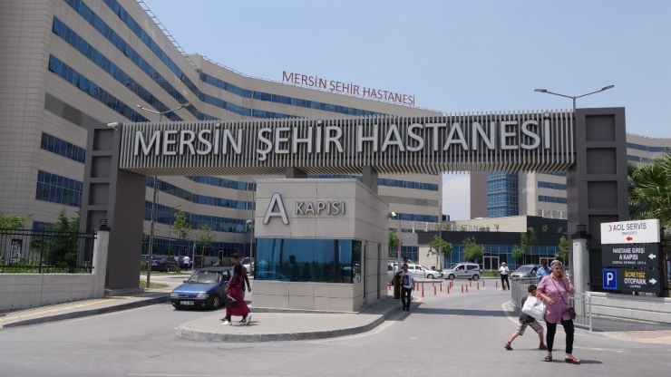 Bahçacı: "Mersin Şehir Hastanesi İle İlgili Haberler Gerçeği Yansıtmıyor"