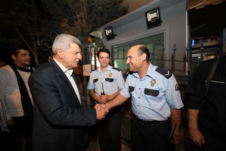 Başkan Karaosmanoğlu Kuruçeşme Polis Merkezi’ni Ziyaret Etti