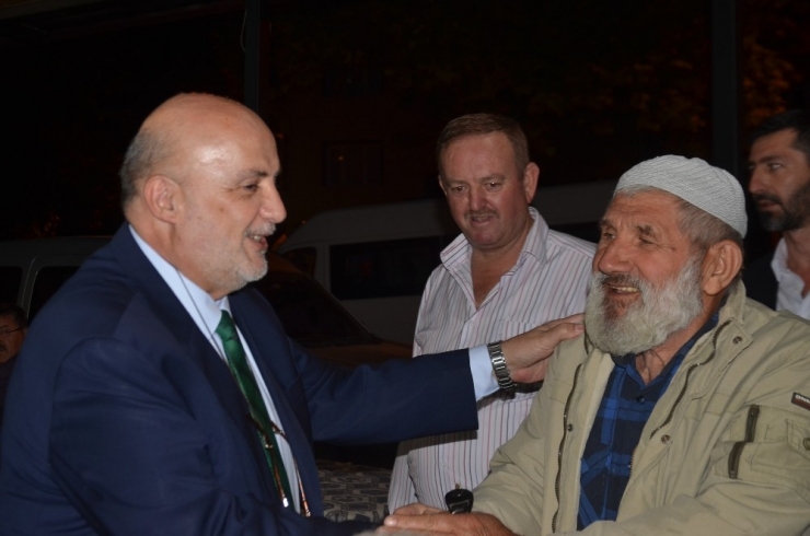 Ak Parti Milletvekili Adayı Yelis, Köy Köy Dolaşıp Cumhur İttifakını Anlatıyor