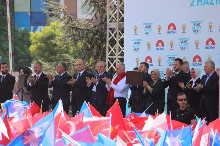 Başbakan Yıldırım: "Yerli Otomobili Hiç Kimse Durduramaz"