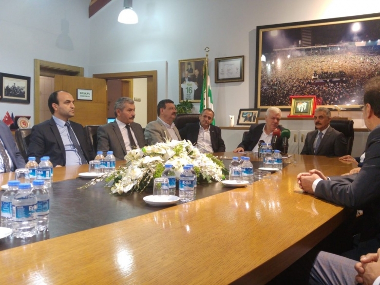 Mhp, Bursaspor’un 55. Kuruluş Yıldönümünü Pasta Keserek Kutladı