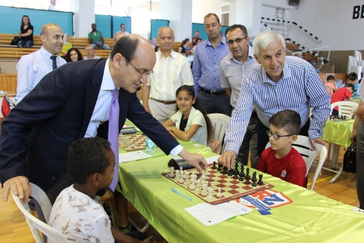 Söke’de Ulusal Satranç Turnuvası Heyecanı Başladı