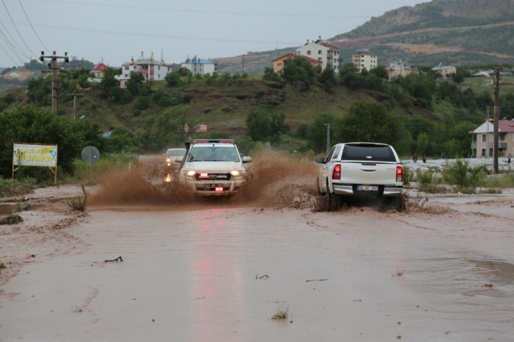 Tunceli’de Sağanak Etkili Oldu