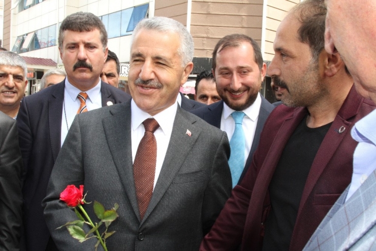 Assistt Çağrı Merkezi’nin Açılışı Sonrası İlk Çağrıya Bakan Arslan Çıktı