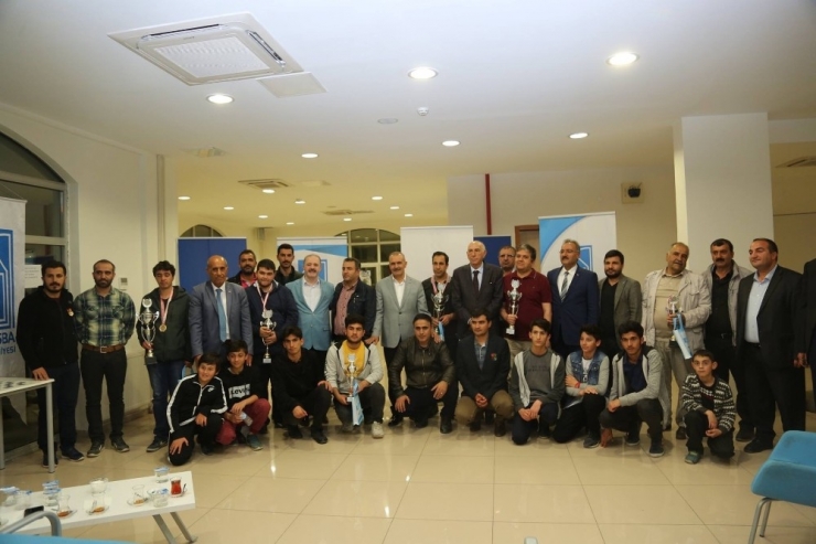 Tuşba Belediyesi ‘Satranç Turnuvası’ Düzenledi