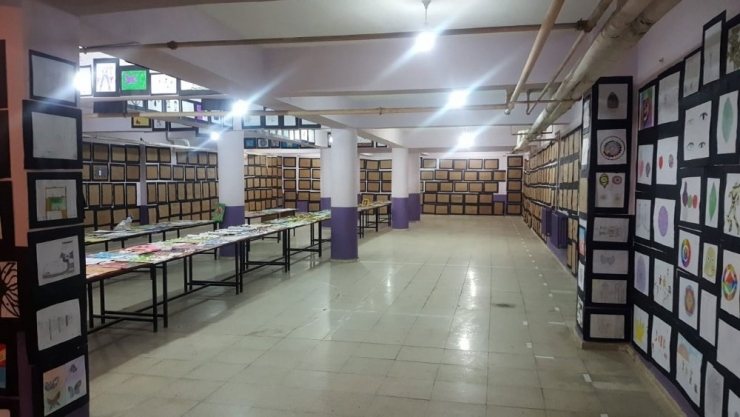 Van’da “300 Öğrenciyle Bin 500 Eser” Rekor Denemesi