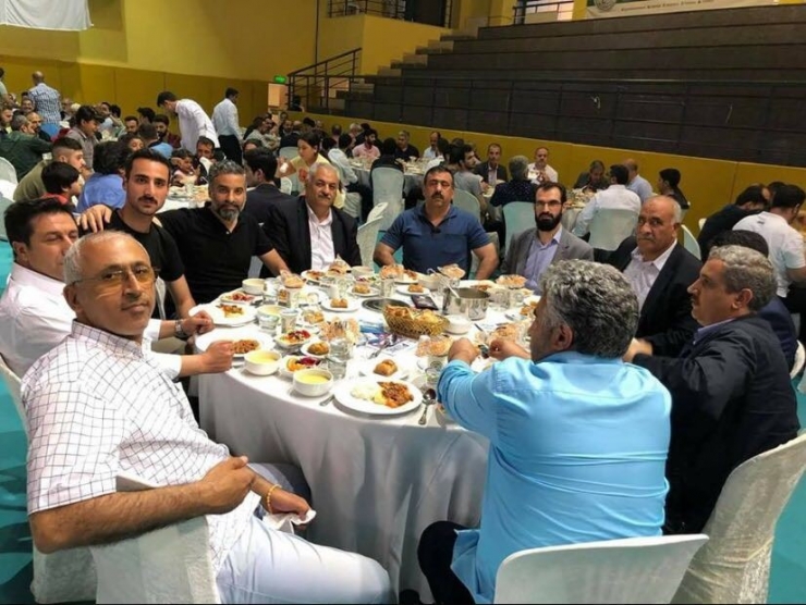 Gaziosmanpaşa’daki Malatyalılar İftar Yemeğinde Buluştu