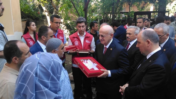 Kahraman: “24 Haziran Bütünlüğün İspat Edilmesi Gereken Bir Gündür”