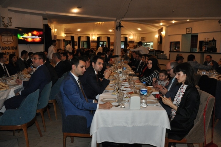 Yargıda Birlik Derneği “5. Geleneksel İftar Programı”nda Üyeleriyle Kars’ta Buluştu